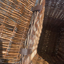 Load image into Gallery viewer, whicker basket
