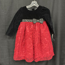 Load image into Gallery viewer, Velvet Flower Bow Dress
