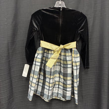 Load image into Gallery viewer, Velvet Plaid Dress
