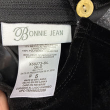 Load image into Gallery viewer, Velvet Plaid Dress
