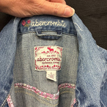 Load image into Gallery viewer, Denim Jacket
