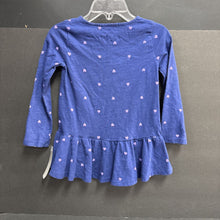 Load image into Gallery viewer, &quot;love&quot; Heart Top
