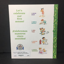 Load image into Gallery viewer, I Hear a Pickle (and Smell, See, Touch, and Taste It, Too!) / Oigo Un Pepinillo (y tambien lo huelo, veo, toco y saboreo!) (In Spanish) (Rachel Isadora) -paperback
