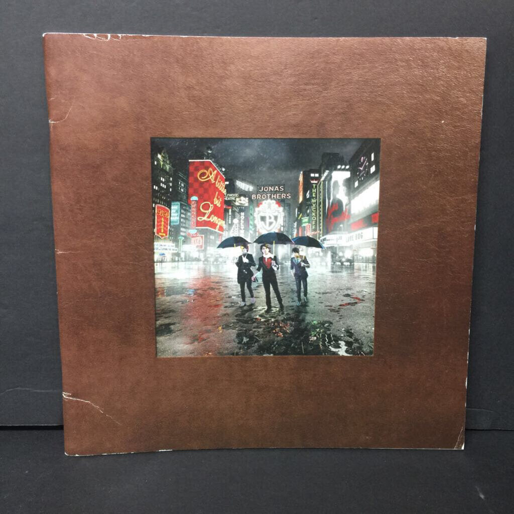 The Jonas Brothers: A Little Bit Longer Album Tour Art (Music) -paperback