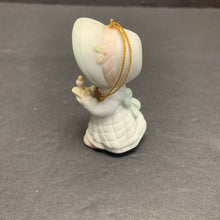 Load image into Gallery viewer, "Share In The Warmth Of Christmas" Ornament Figurine 1993 Vintage Collectible
