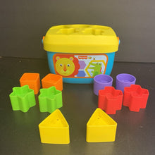 Load image into Gallery viewer, Shape Sorter w/Shapes
