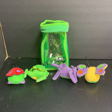 Load image into Gallery viewer, Deluxe Fill &amp; Spill Bug Jug w/Bugs
