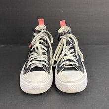 Load image into Gallery viewer, Girls High Top Sneakers
