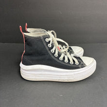 Load image into Gallery viewer, Girls High Top Sneakers
