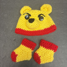 Load image into Gallery viewer, Knit Pooh Hat &amp; Booties Newborn Photography Props Set Disney
