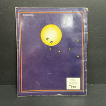 Load image into Gallery viewer, Boo To You, Winnie the Pooh! (Bruce Talkington) (Disney Pooh &amp; Friends) (Season: Fall, Holiday: Halloween) -character paperback

