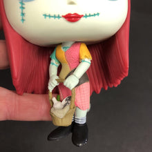 Load image into Gallery viewer, Sally w/Bag Vinyl Figure 449 (The Nightmare Before Christmas) (Halloween)
