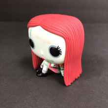 Load image into Gallery viewer, Sally Sewing Vinyl Figure 806 (The Nightmare Before Christmas) (Halloween)
