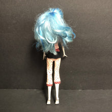 Load image into Gallery viewer, Dead Tired Ghoulia Yelps Doll
