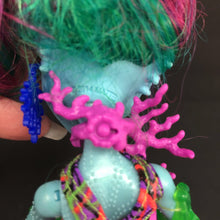 Load image into Gallery viewer, Great Scarrier Reef Posea Reef Doll
