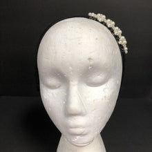 Load image into Gallery viewer, Pearl Headband
