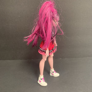 Ghoul Spirit Draculaura Doll