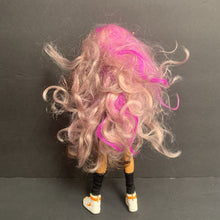 Load image into Gallery viewer, Ghoul Spirit Clawdeen Wolf Doll
