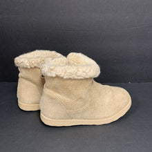 Load image into Gallery viewer, Girls Sparkly Boots

