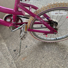 Load image into Gallery viewer, Dynacraft &quot;Slumber Party&quot; Girls Bicycle/Bike
