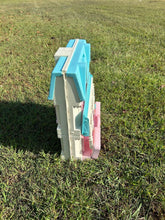 Load image into Gallery viewer, Loving Family Folding dollhouse vintage 1993
