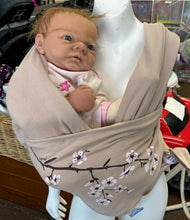 Load image into Gallery viewer, Baby Wrap Carrier
