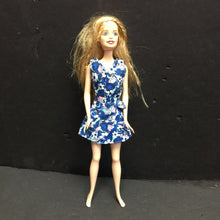 Load image into Gallery viewer, Doll in Heart Dress
