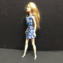 Load image into Gallery viewer, Doll in Heart Dress
