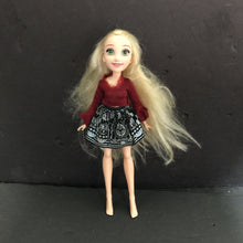 Load image into Gallery viewer, Rapunzel Doll Disney
