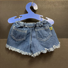 Load image into Gallery viewer, Frayed Denim Shorts
