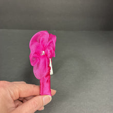 Load image into Gallery viewer, Flower Headband
