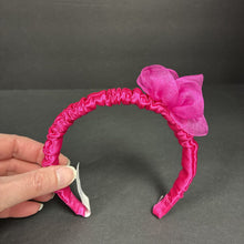 Load image into Gallery viewer, Flower Headband
