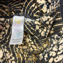 Load image into Gallery viewer, Leaf Leggings
