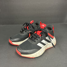 Load image into Gallery viewer, Girls Own the Game 2.0 Basketball Shoes
