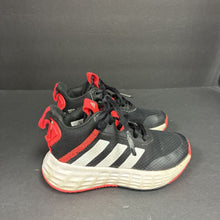 Load image into Gallery viewer, Girls Own the Game 2.0 Basketball Shoes
