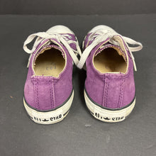 Load image into Gallery viewer, Girls Low Top Sneakers
