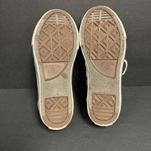 Load image into Gallery viewer, Girls Low Top Sneakers
