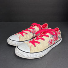 Load image into Gallery viewer, Girls &quot;Pretty Strong&quot; Flower Low Top Sneakers
