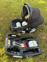 Load image into Gallery viewer, Snugride 35 Lite LX Infant Car Seat
