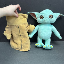 Load image into Gallery viewer, Grogu Plush
