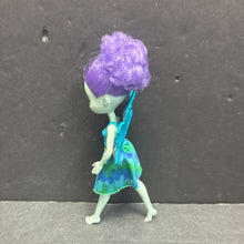 Load image into Gallery viewer, Patter Peacock Doll
