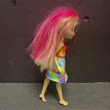 Load image into Gallery viewer, Peeki Parrot Doll
