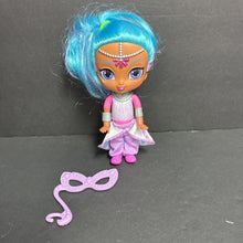 Load image into Gallery viewer, Princess Samira Doll w/Accessory
