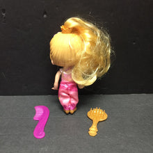 Load image into Gallery viewer, Leah Doll w/Accessory
