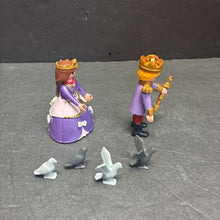 Load image into Gallery viewer, Accessories &amp; Figures for Princess Royal Residence Playset 6849
