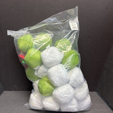 Load image into Gallery viewer, Grinch Christmas Snowball Fight (NEW)
