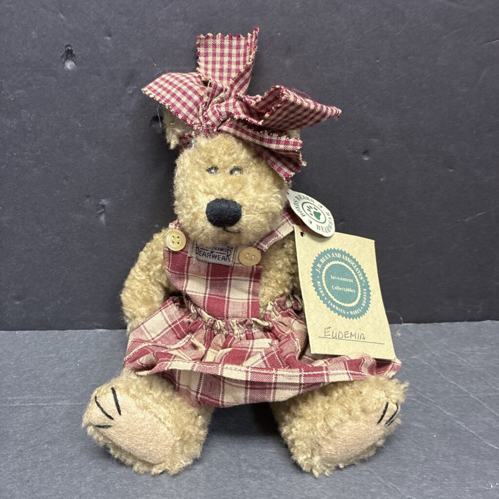 Eudemia Q. Quignapple Collectible Bear