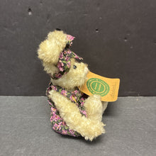 Load image into Gallery viewer, Archive Collection Hannah Collectible Bunny
