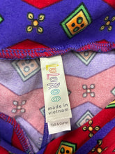 Load image into Gallery viewer, Striped Geometric Leggings
