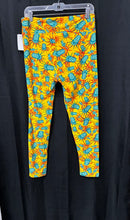 Load image into Gallery viewer, USA Statue of Liberty Leggings
